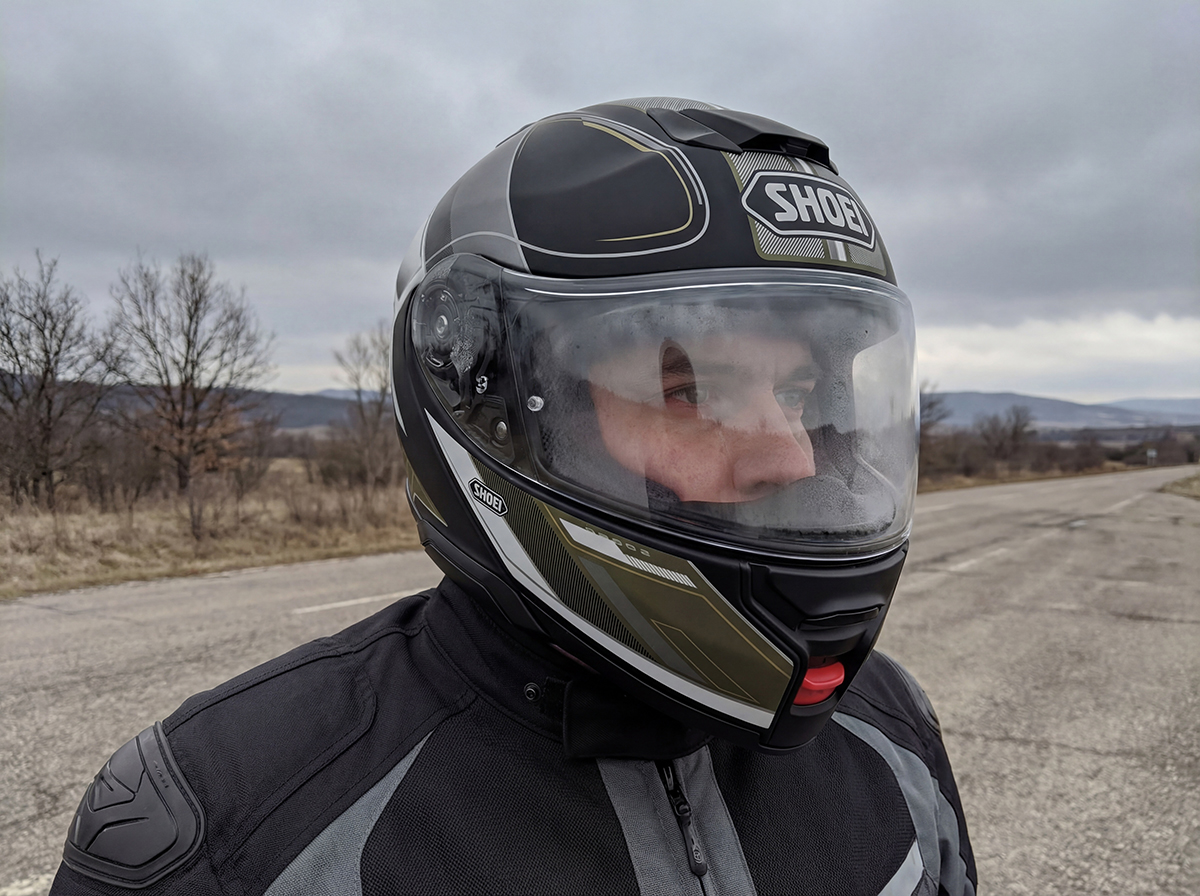 What-can-I-do-about-fogging-on-my-Shoei-Neotec-3-helmet-header
