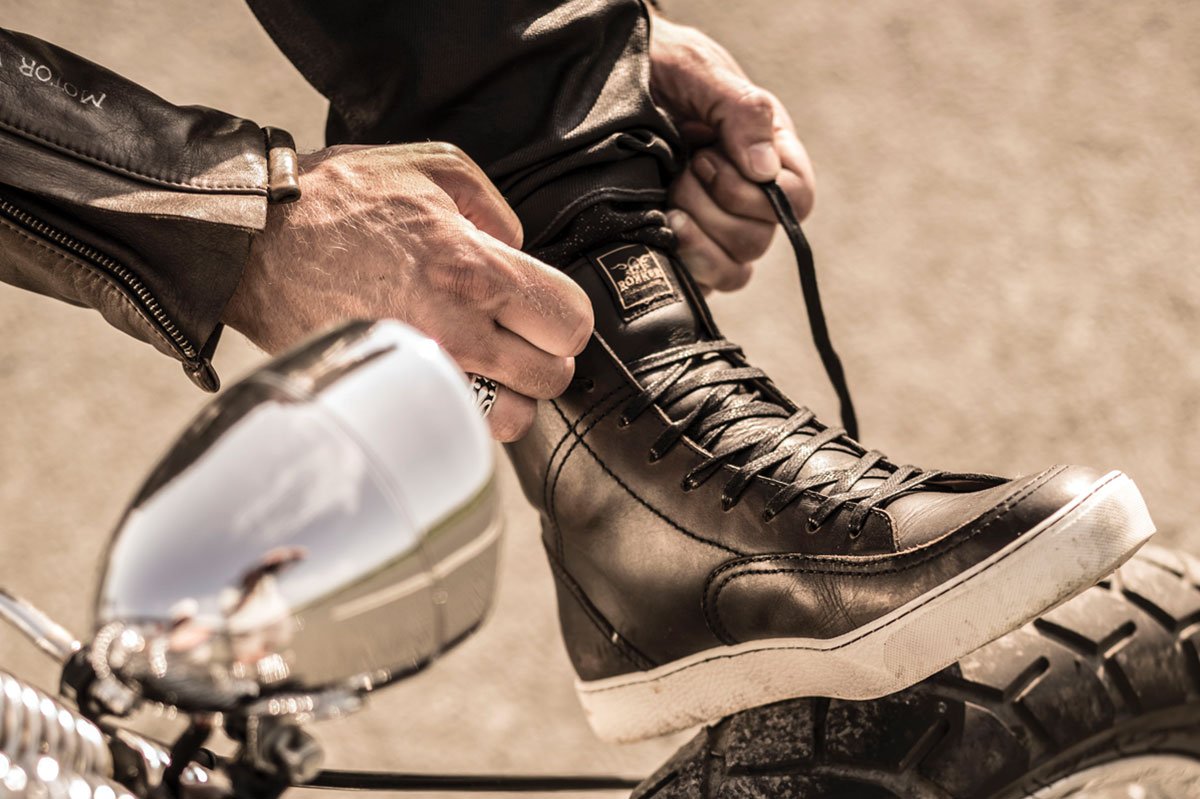 motorbike trainer boots